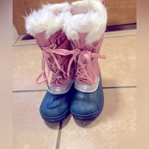 Girls size 12 what are nation winter boots barely worn like new pink and blue